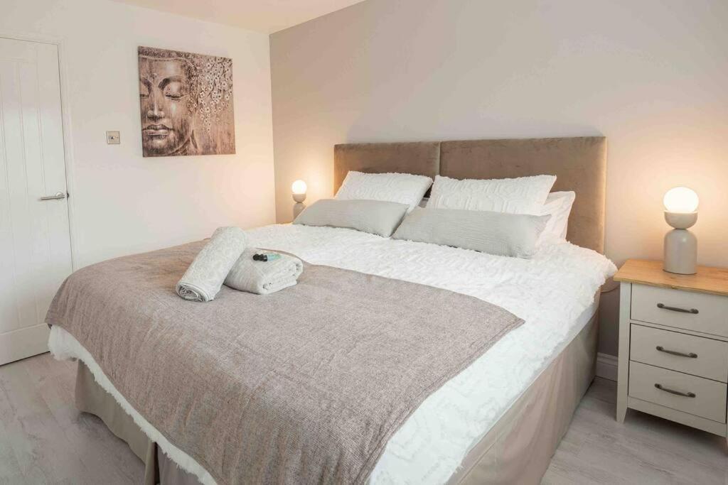 Stunning Abode 5 Min From Nec & Bhx, Pets Allowed Marston Green Εξωτερικό φωτογραφία